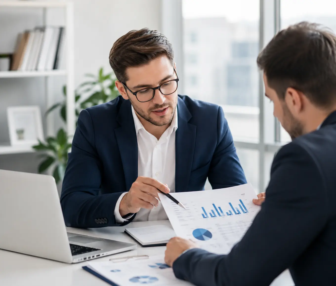 Asesoría financiera y tributaria — Vértice Consultores